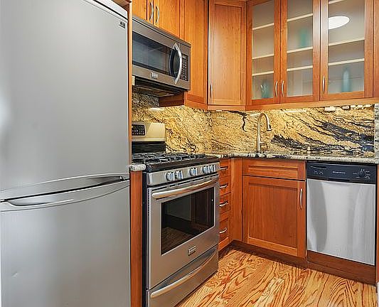 3rd image of 39-60 54th St APT 7N