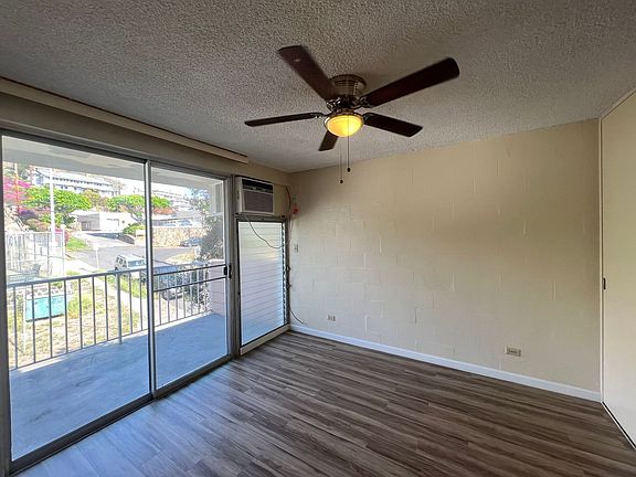 3rd image of 1420 Alapai St APT 301