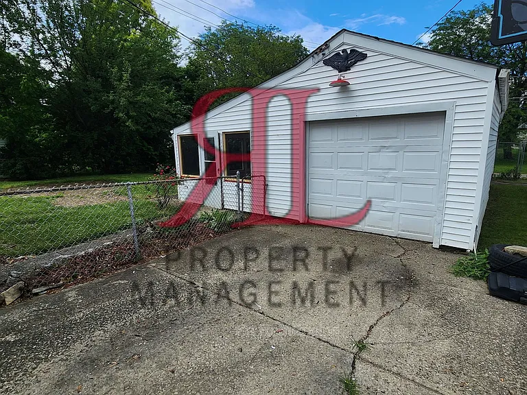 416 S Weyant Ave — Photo 31