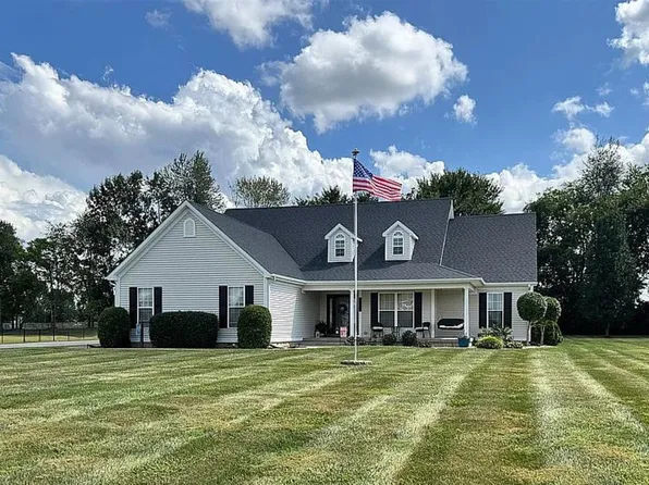 280 Seattle Slew Ln, Bowling Green, KY 42101