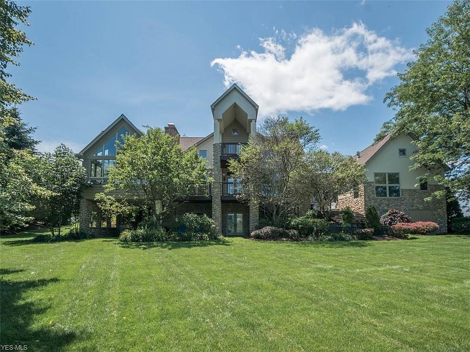 1st image of 36500 Orchard Ct