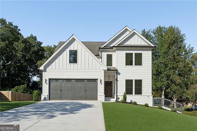 1st image of 2425 Elmwood Cir