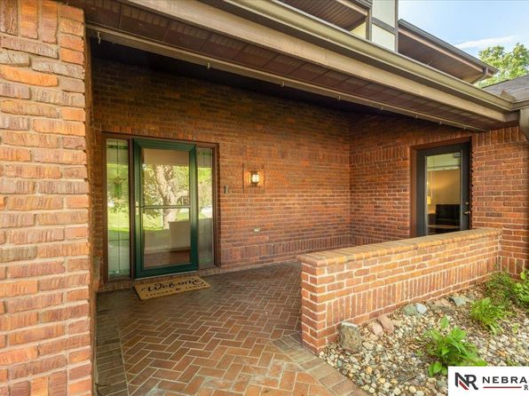 1530 N Gate Cir, Lincoln, NE 68521