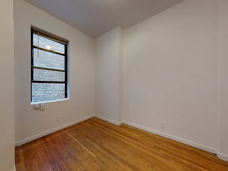 204 W 81st St #32 — Photo 10