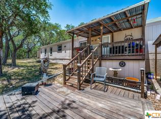 561 Oak Mdws, San Marcos, TX 78666