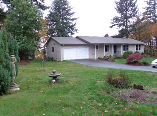 10901 S Forest Ridge Rd, Oregon City, OR 97045