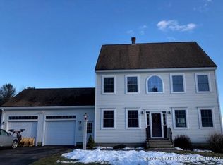 87 Gateway Commons Dr, Gorham, ME 04038