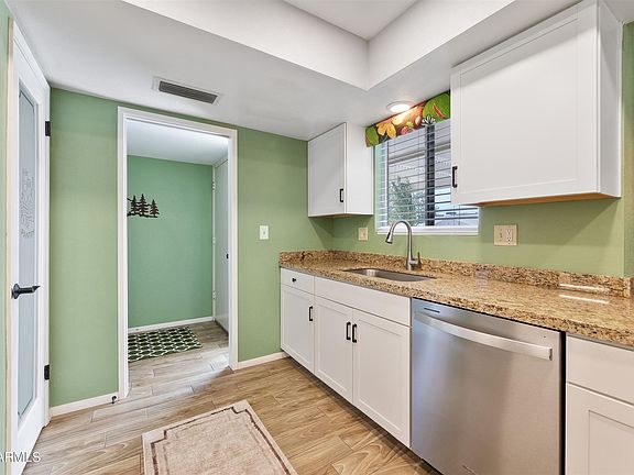 5th image of 10220 W Kingswood Cir