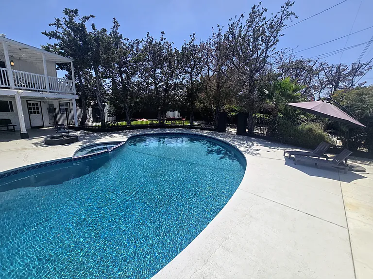 2548 E Wilson Ave — Photo 165