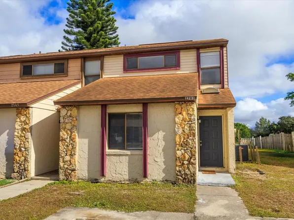 2703 Hunt Club Ln, Orlando, FL 32826