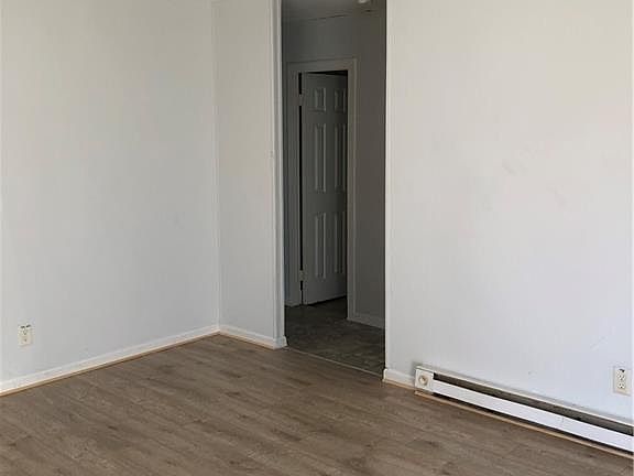 2nd image of 139 Howard Dr