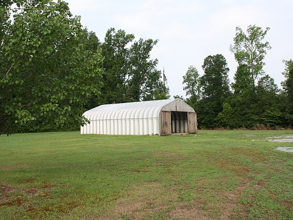 3rd image of 1025 Gum Swamp Church Rd