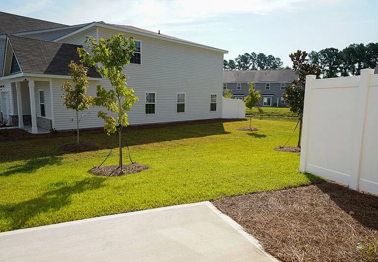 481 Governor Treutlen Cir — Photo 25