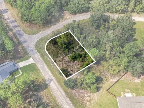 9299 N Rada Ter, Citrus Springs, FL 34434