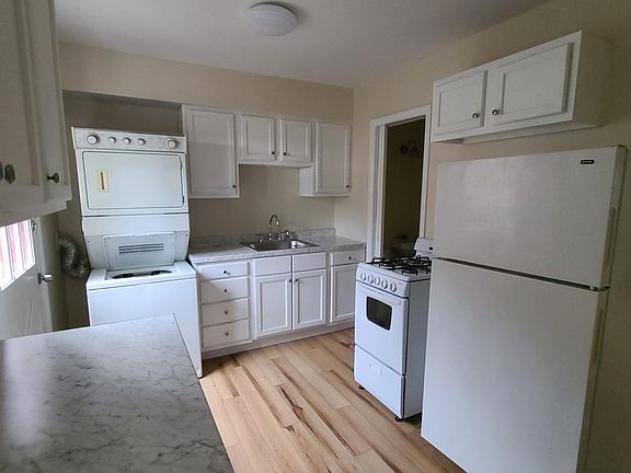2nd image of 3414 Taylorsville Rd #3414