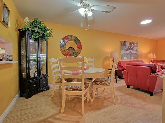 4th image of 5444 Janice Ln