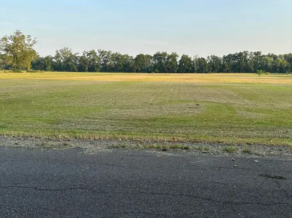 Mitt Naquin Rd, Arnaudville, LA 70512