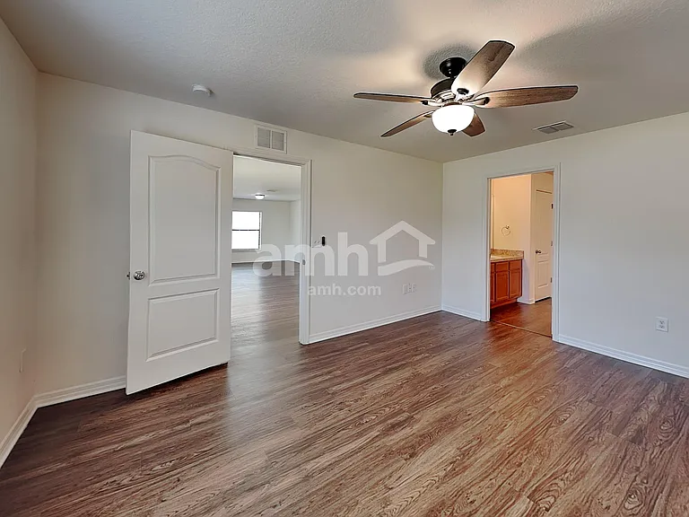 932 Wynnmere Walk Ave — Photo 8