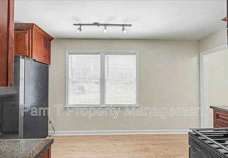 102 Juniper Cir — Photo 11