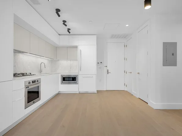 450 Grand Ave #2C, Brooklyn, NY 11238