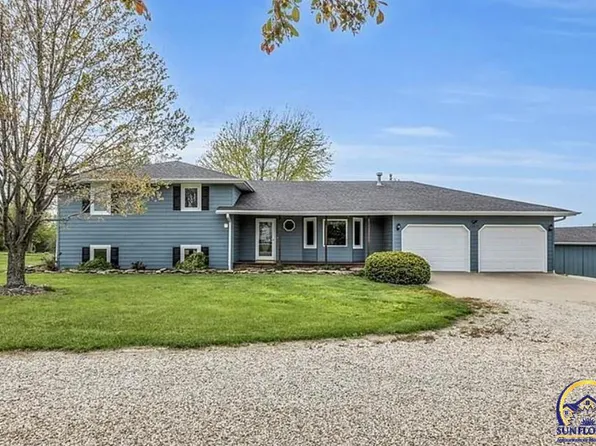 22877 Kraft Dr, Vassar, KS 66543