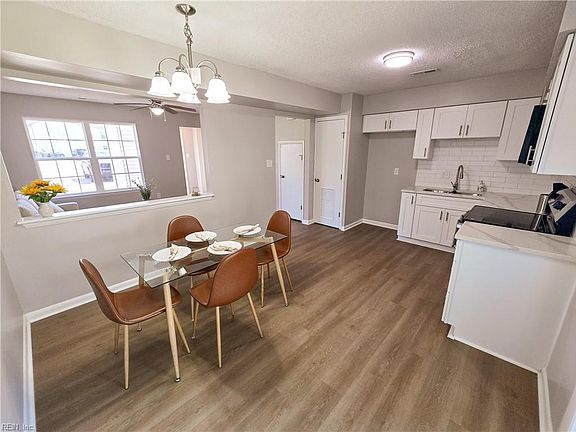 3rd image of 1006 Barnacle Ct