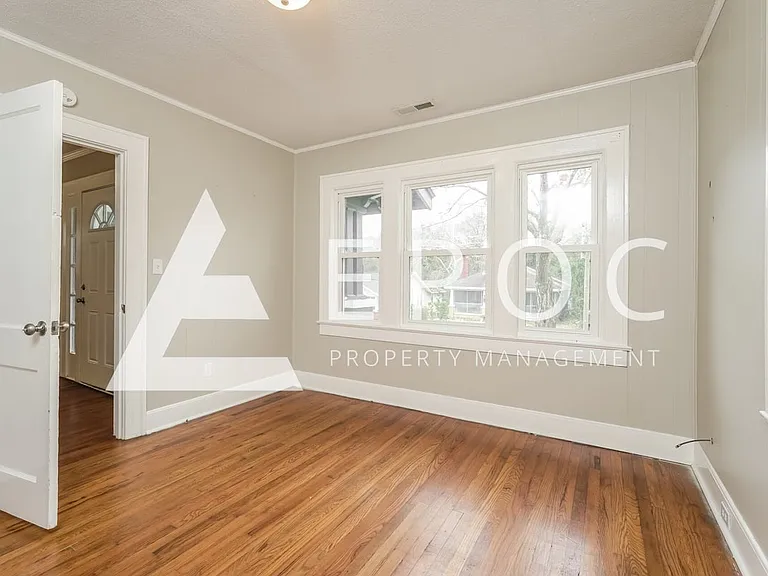 305 Burtner St — Photo 10