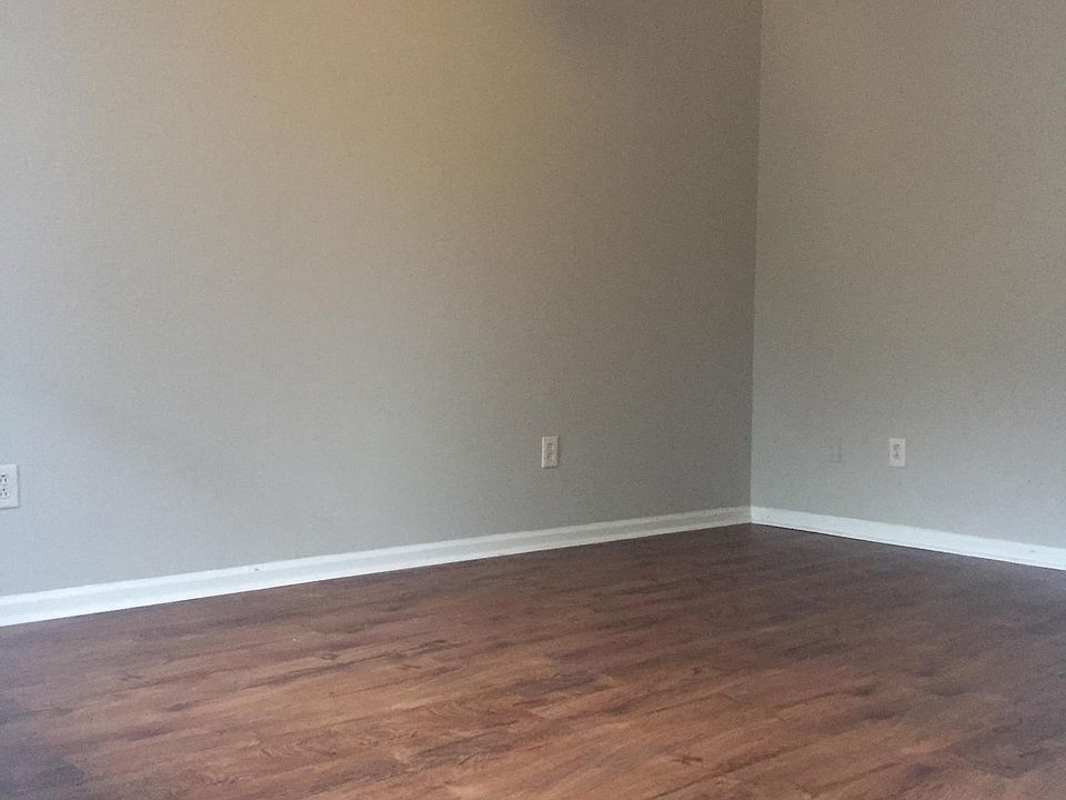 1st image of 222 Lanier Dr APT 505