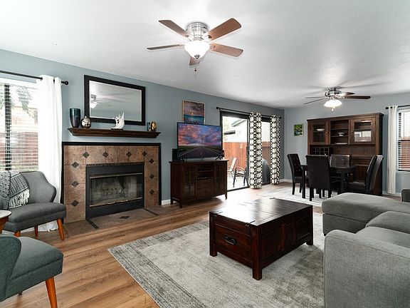 5th image of 302 Greenmore Way