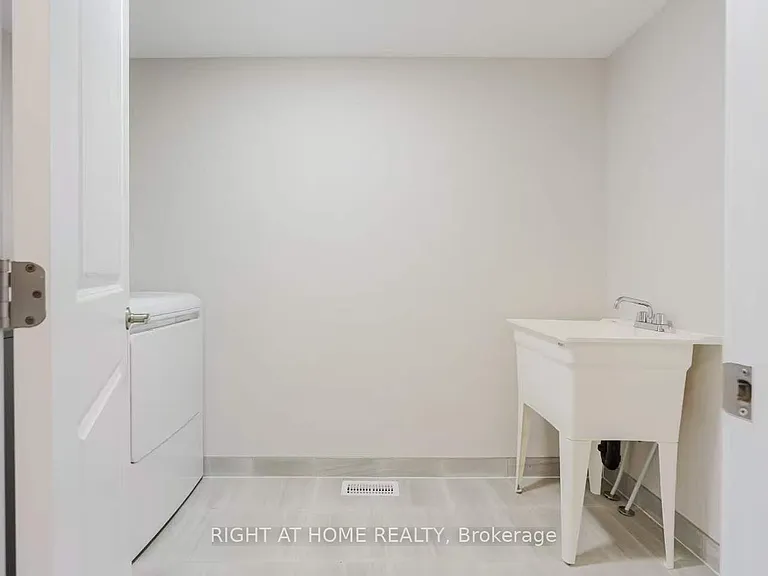 517 Elation Hts — Photo 20