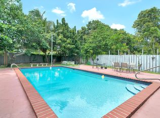 340 Hialeah Dr, Hialeah, FL 33010