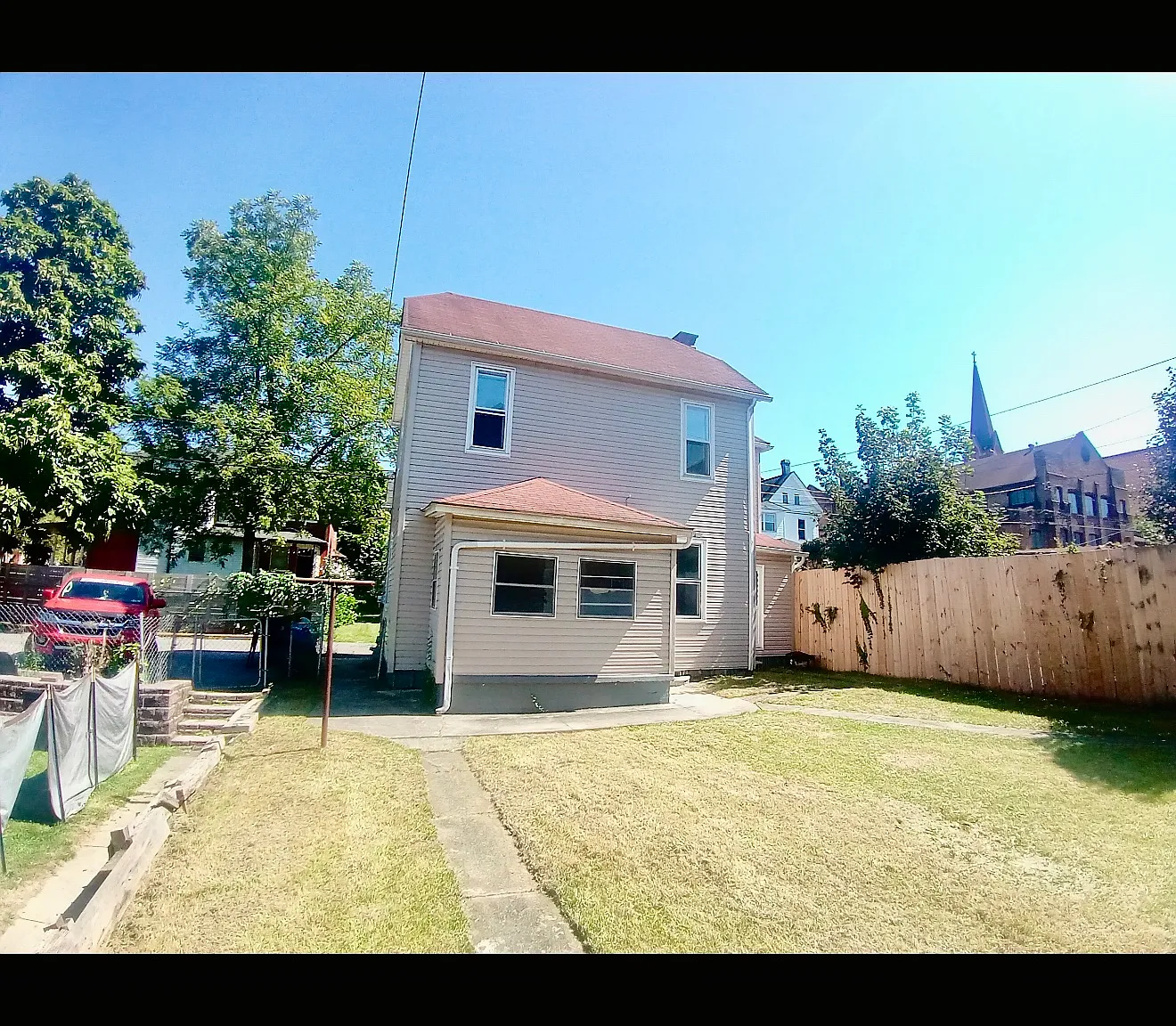 2 bed, 1000 sqft, $675 — Photo 2