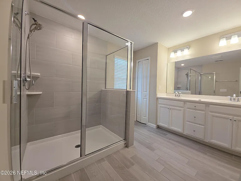 12784 Josslyn Ln — Photo 11