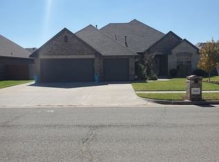 8508 NW 111th St, Oklahoma City, OK 73162