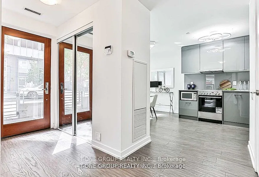 2 bed, $4,000 — Photo 4