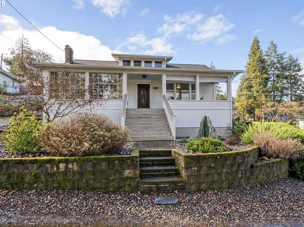 1406 NW Grove St, Roseburg, OR 97471
