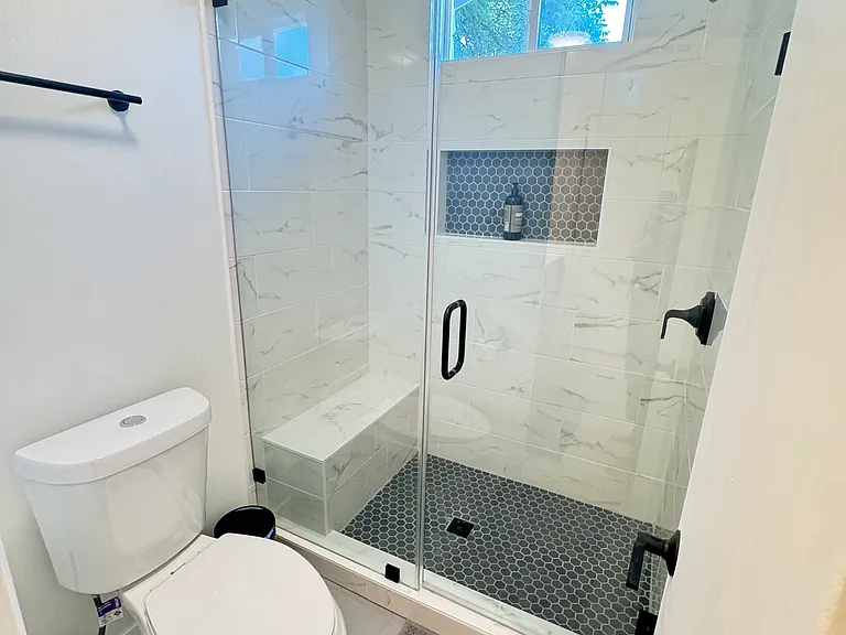 10708 School House Ln — Photo 8