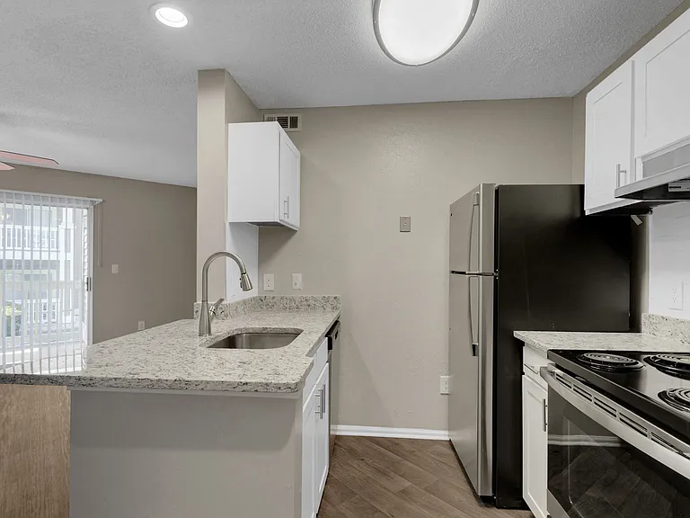 Bradford - 1 Bed / 1 Bath - 544 Sq.Ft.