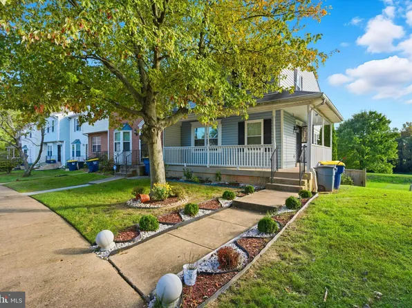 2913 Hobblebush Ct, Lanham, MD 20706