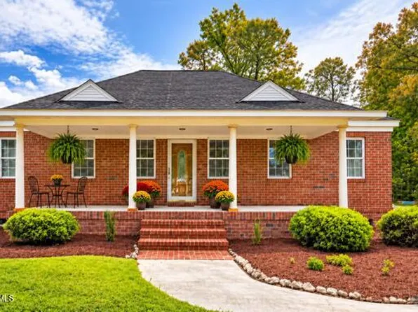 575 Island Creek Road, Rocky Point, NC 28457