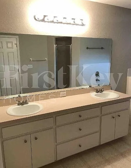 6342 Hampton Pointe Cir — Photo 18
