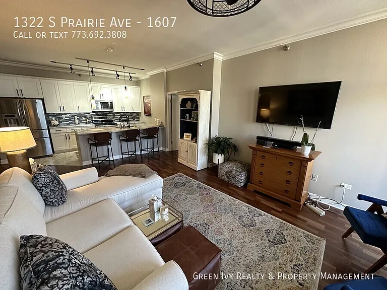 1322 S Prairie Ave #1607 — Photo 2
