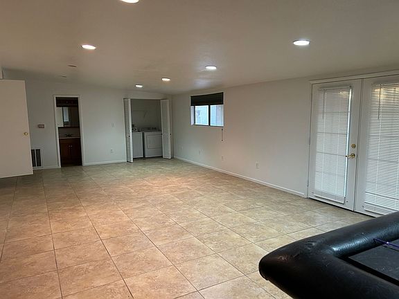 4th image of 1300 Cashman Dr