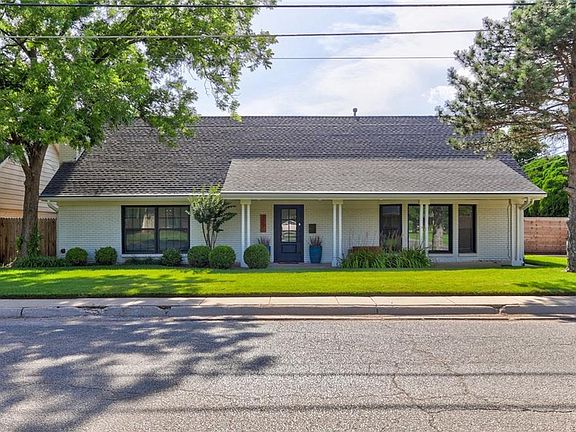 3rd image of 8617 Greystone Ave
