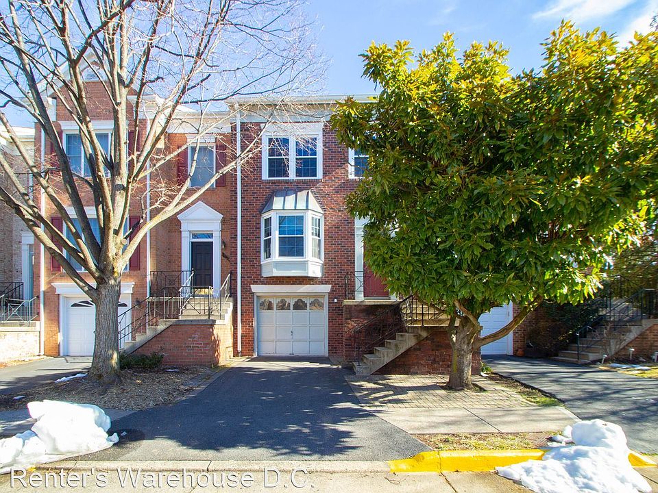 1st image of 5122 Woodfield Dr