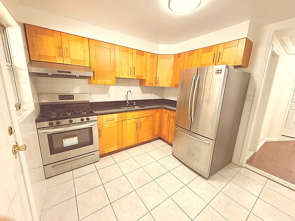 3rd image of 263 Bay 22 St #1