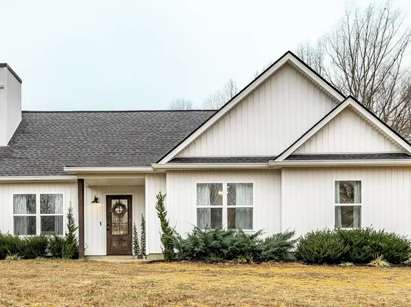 6883 Us Highway 31 E, Westmoreland, TN 37186