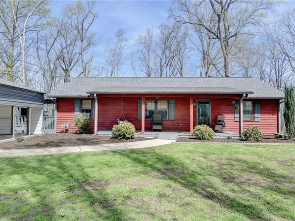 3081 Simpson Park Rd, Gainesville, GA 30506