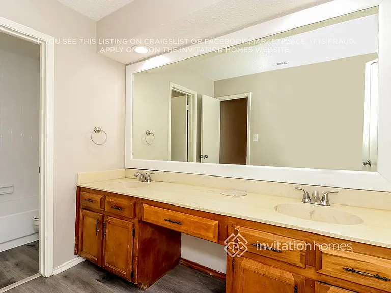 5411 Rimrock Ct — Photo 12