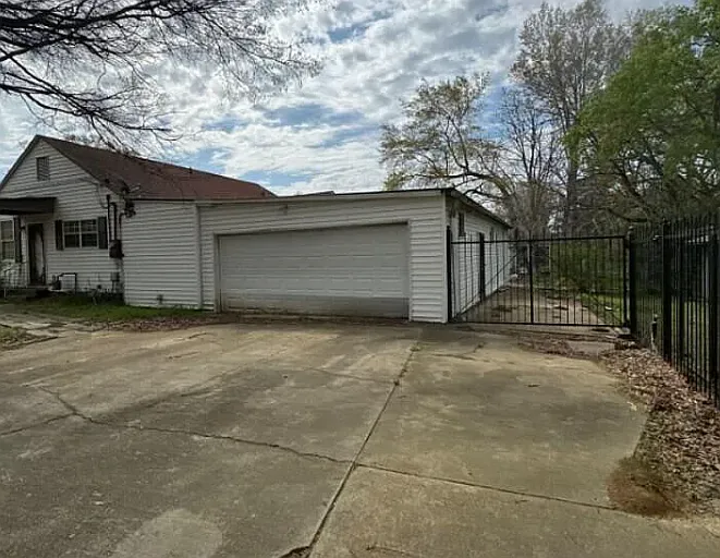 503 Valley St — Photo 7